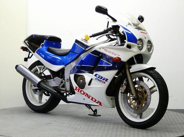 Honda cbr 250 japan #4