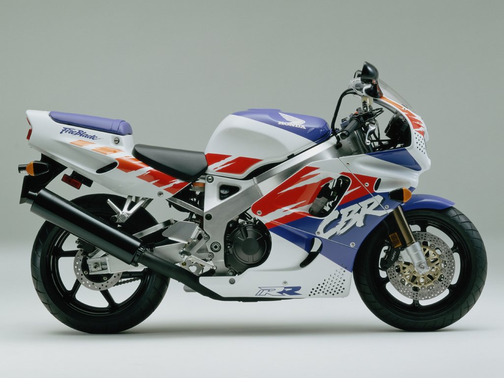 Honda cbr 900 fireblade specs #4