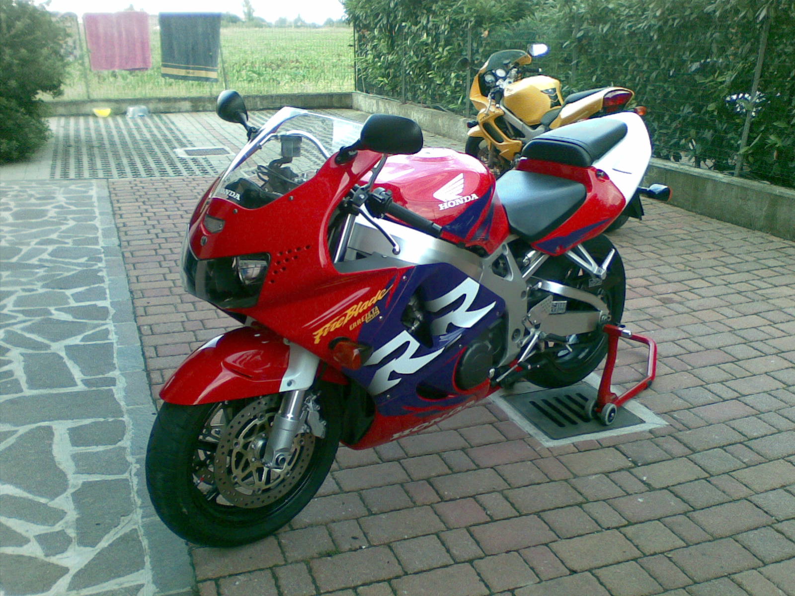 Do you have any images of this bike? Upload them here