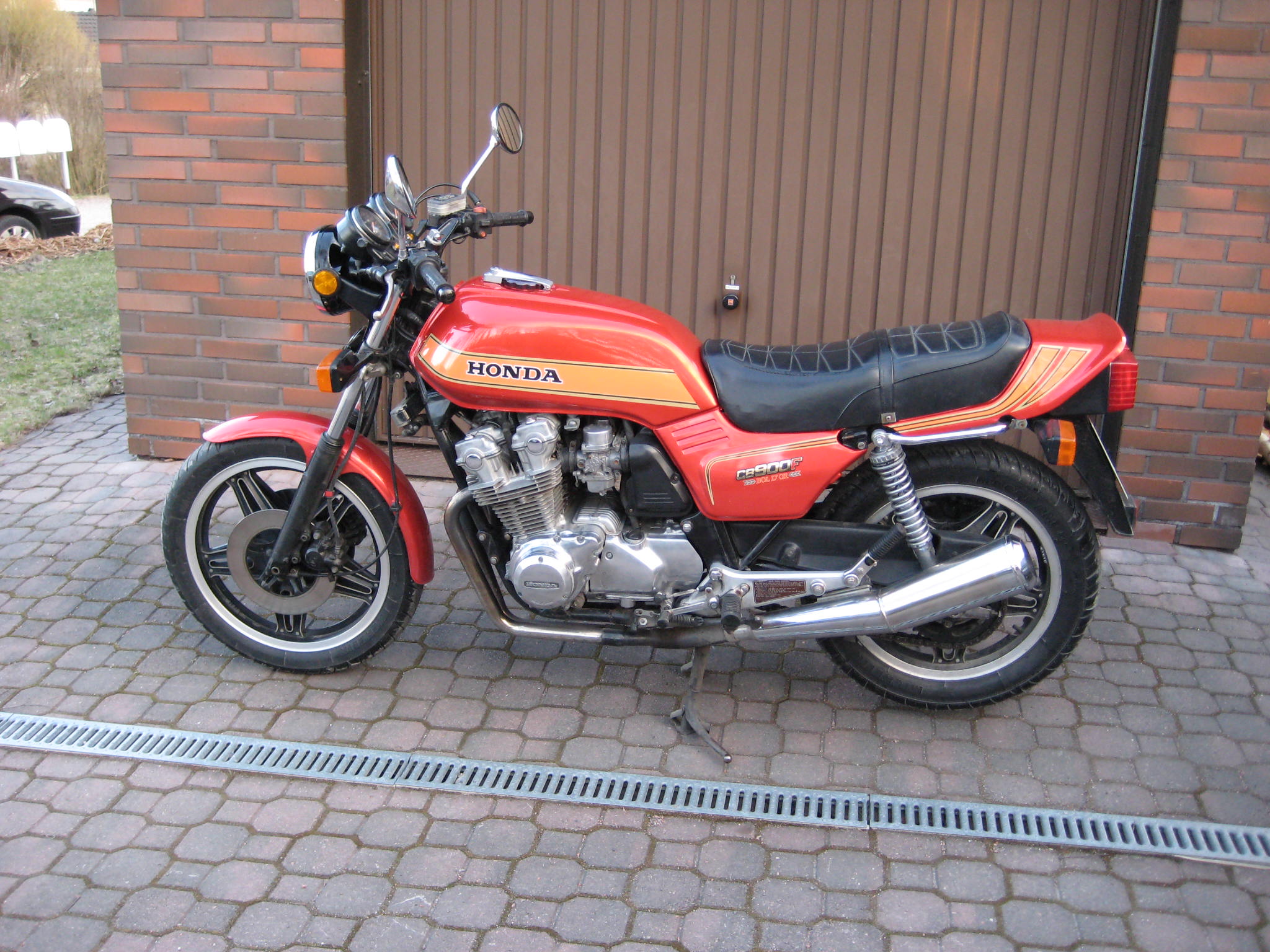 Honda cb900 oil capacity #5