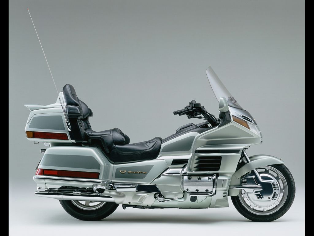 Honda 1500 goldwing weight #6