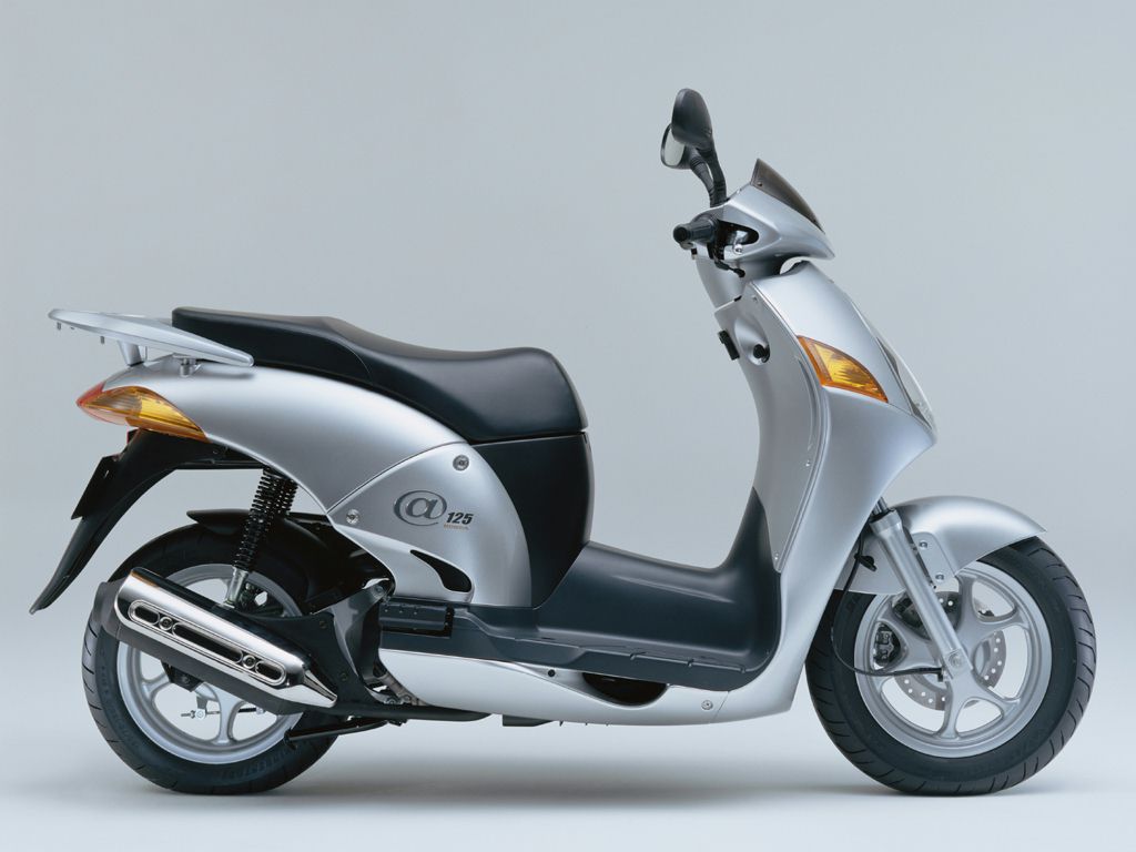 HONDA NES 125 honda nes 125:
