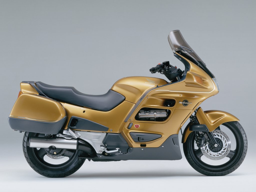 Honda 1100 pan european specs #4