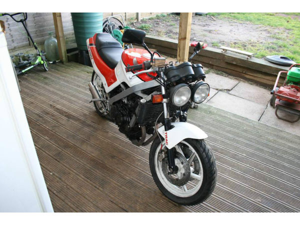 Honda vfr 400 nc21 specifications