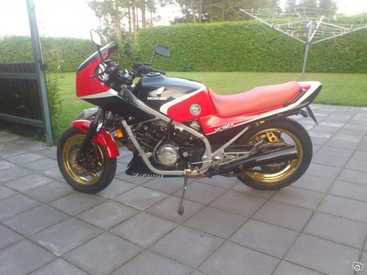 Honda interceptor 85 vf750