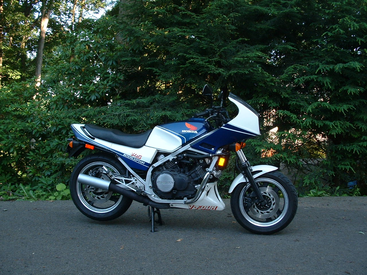 Honda vf750 rc15