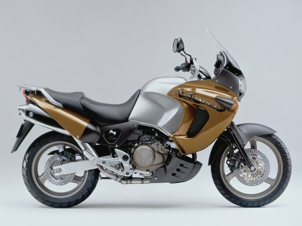 The Honda 1000 At Motorbikespecs Net The Motorcycle Specification