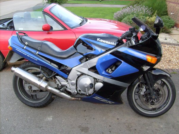 Small displacement 4 cylinder hot sale motorcycle
