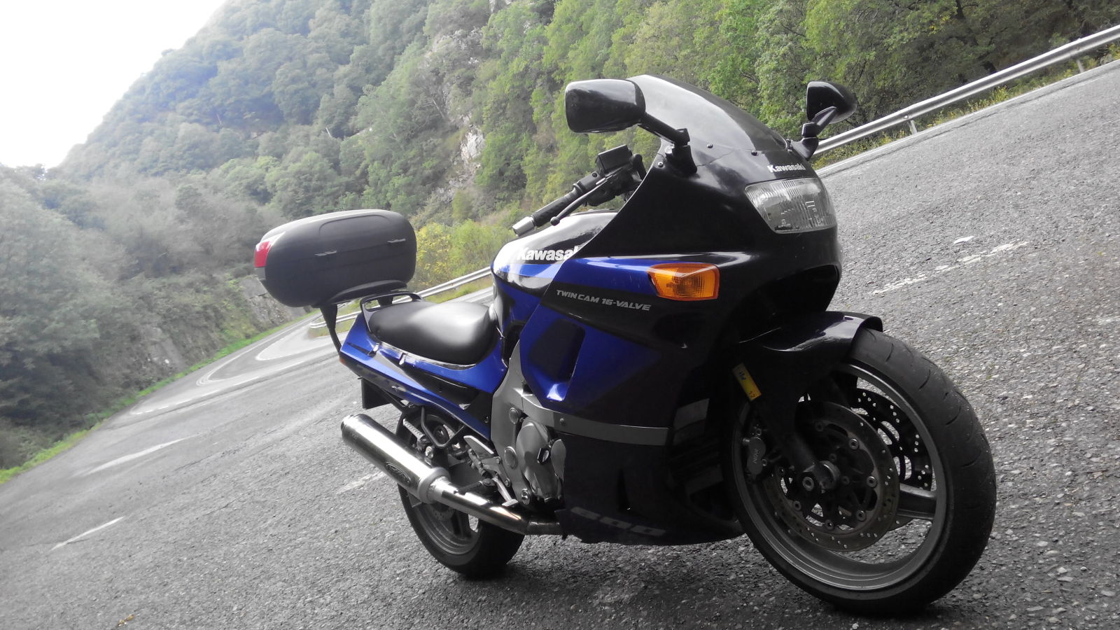 zx 600 