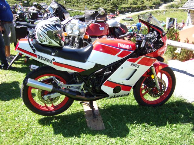 The Yamaha Rd 350 F Ypvs 31k At Motorbikespecs Net The Motorcycle