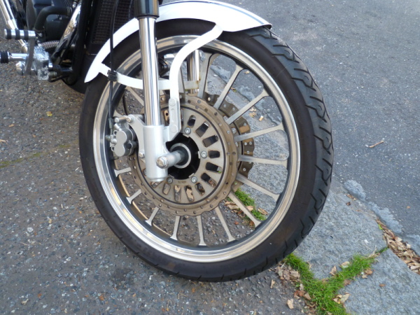 The AJS 250 at MotorBikeSpecs.net, the Motorcycle Specification Database