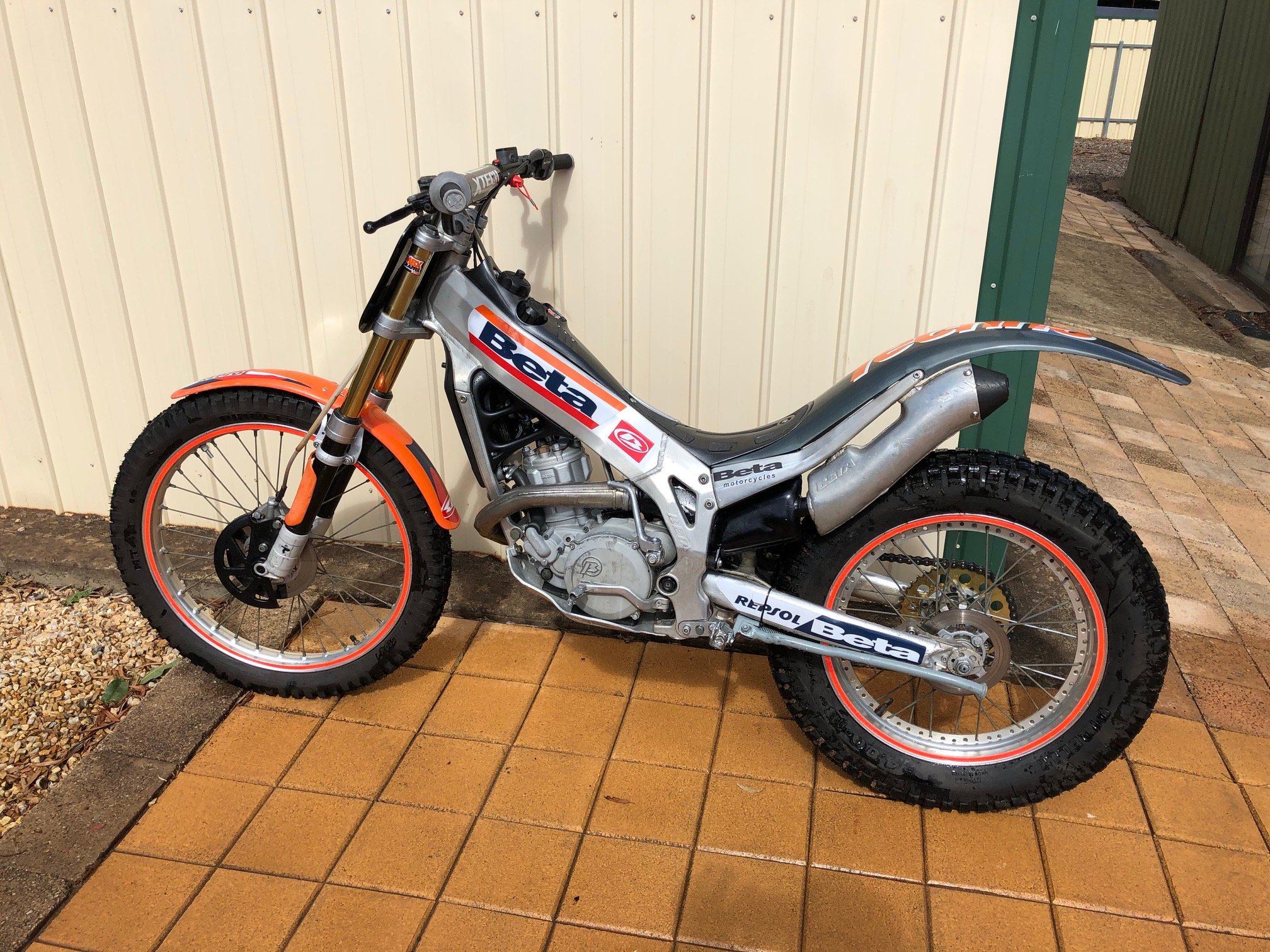The Beta Techno 250 at MotorBikeSpecs.net, the Motorcycle