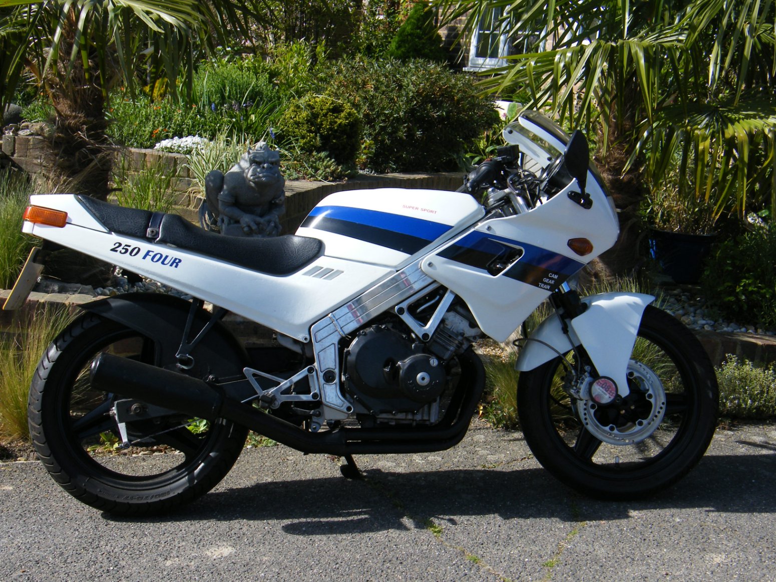 Cbr mc14 store