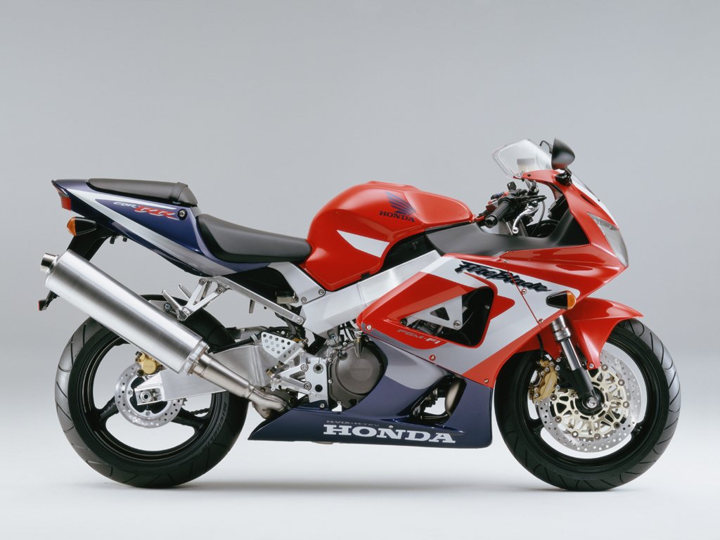 The Honda 929 at MotorBikeSpecs the Motorcycle Specification Database