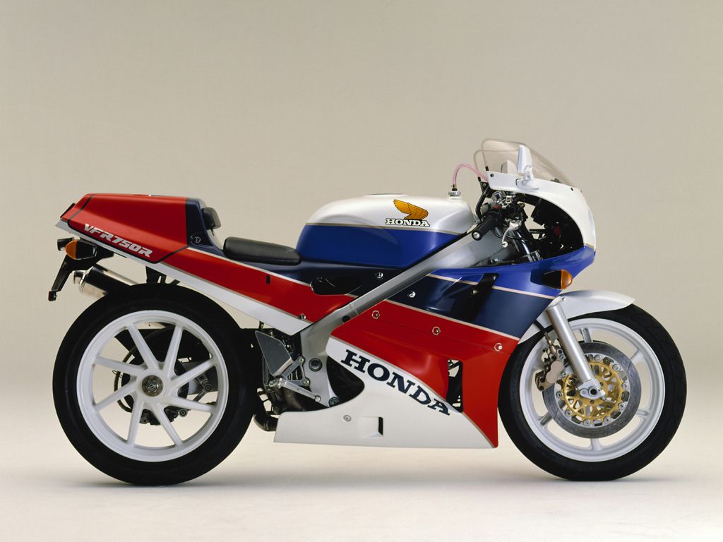Vfr 750 sales rc30