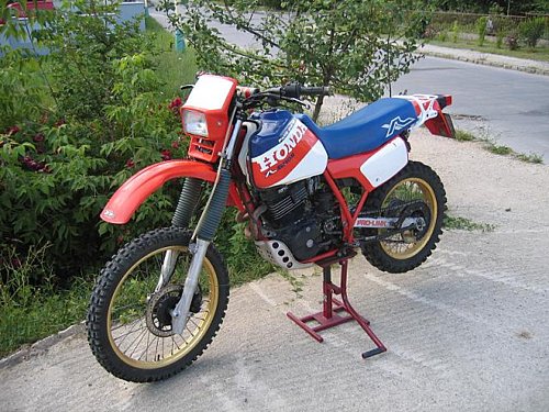 The Honda 125 at MotorBikeSpecs the Motorcycle Specification