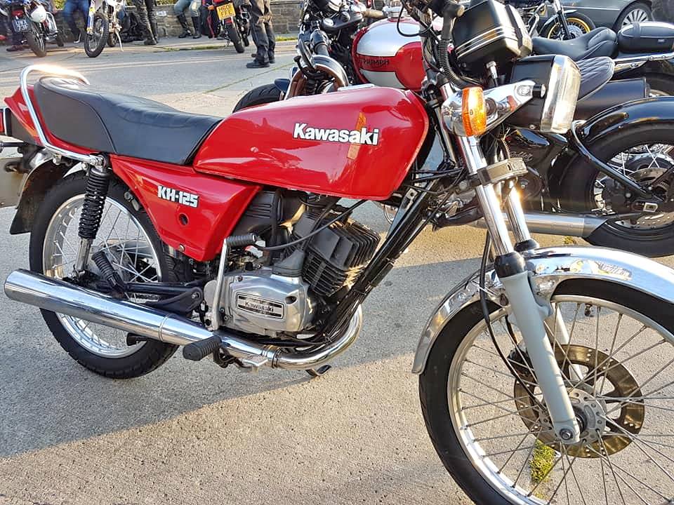 The Kawasaki 125 at MotorBikeSpecs.net, the Motorcycle