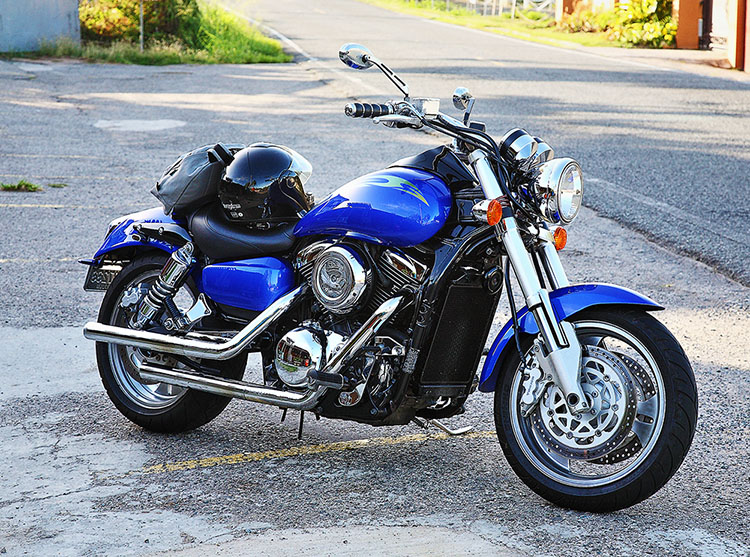 The Kawasaki 1600 at MotorBikeSpecs the Motorcycle