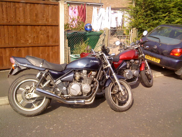 Zr400 top