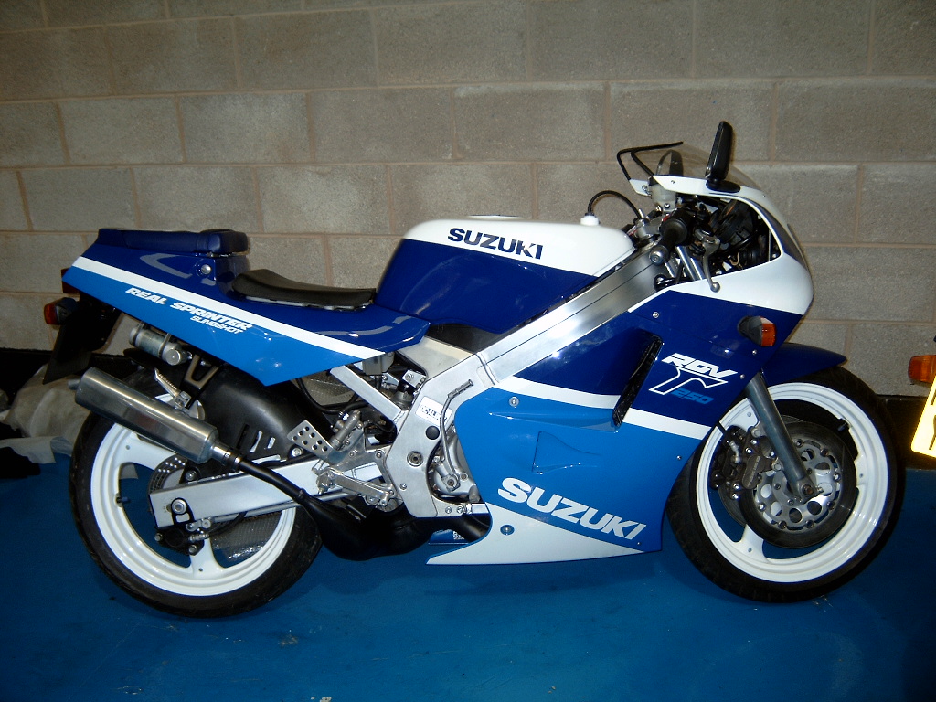 Suzuki gsxr 250 deals