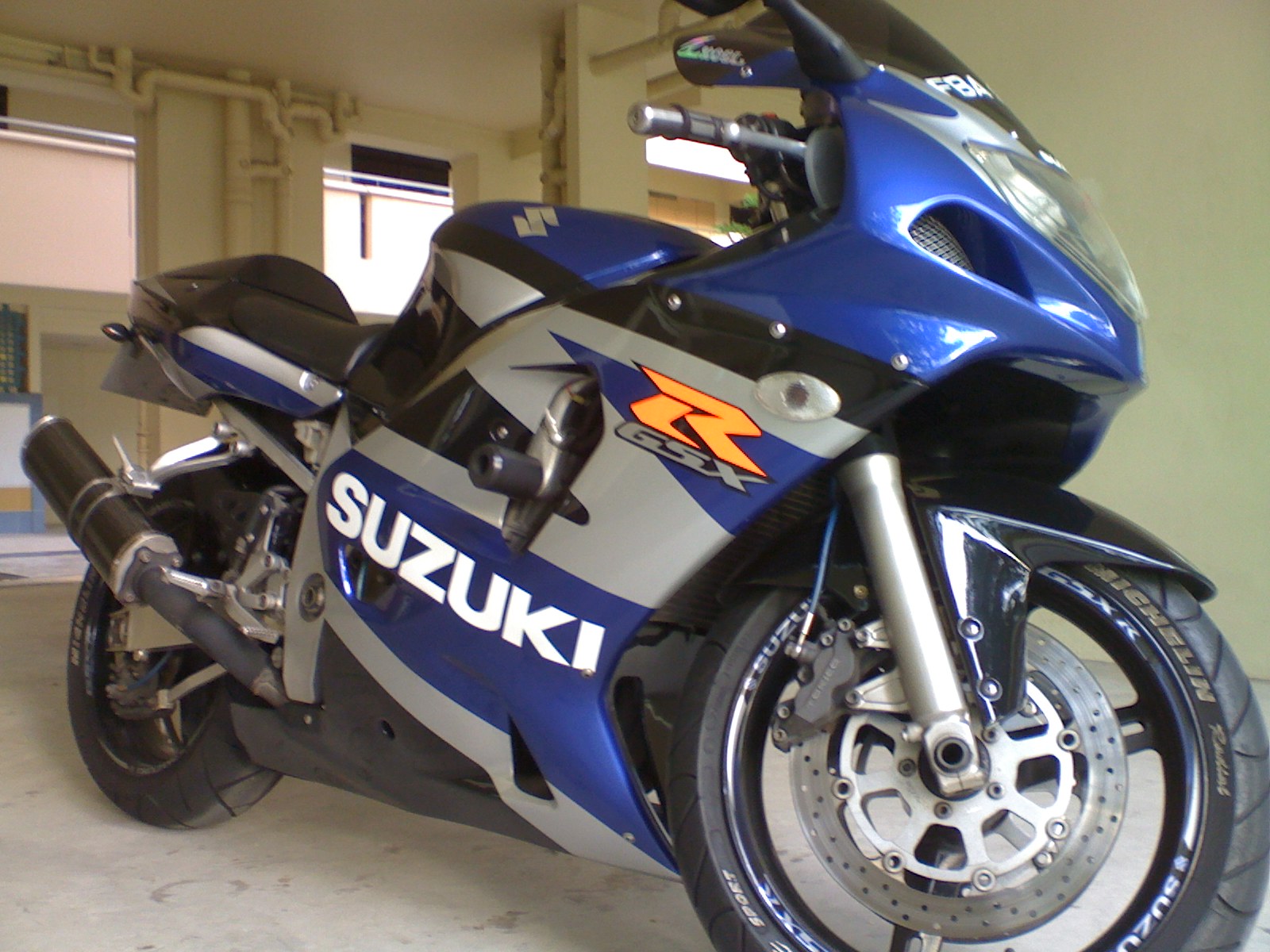 Suzuki GSXR 1000 k1