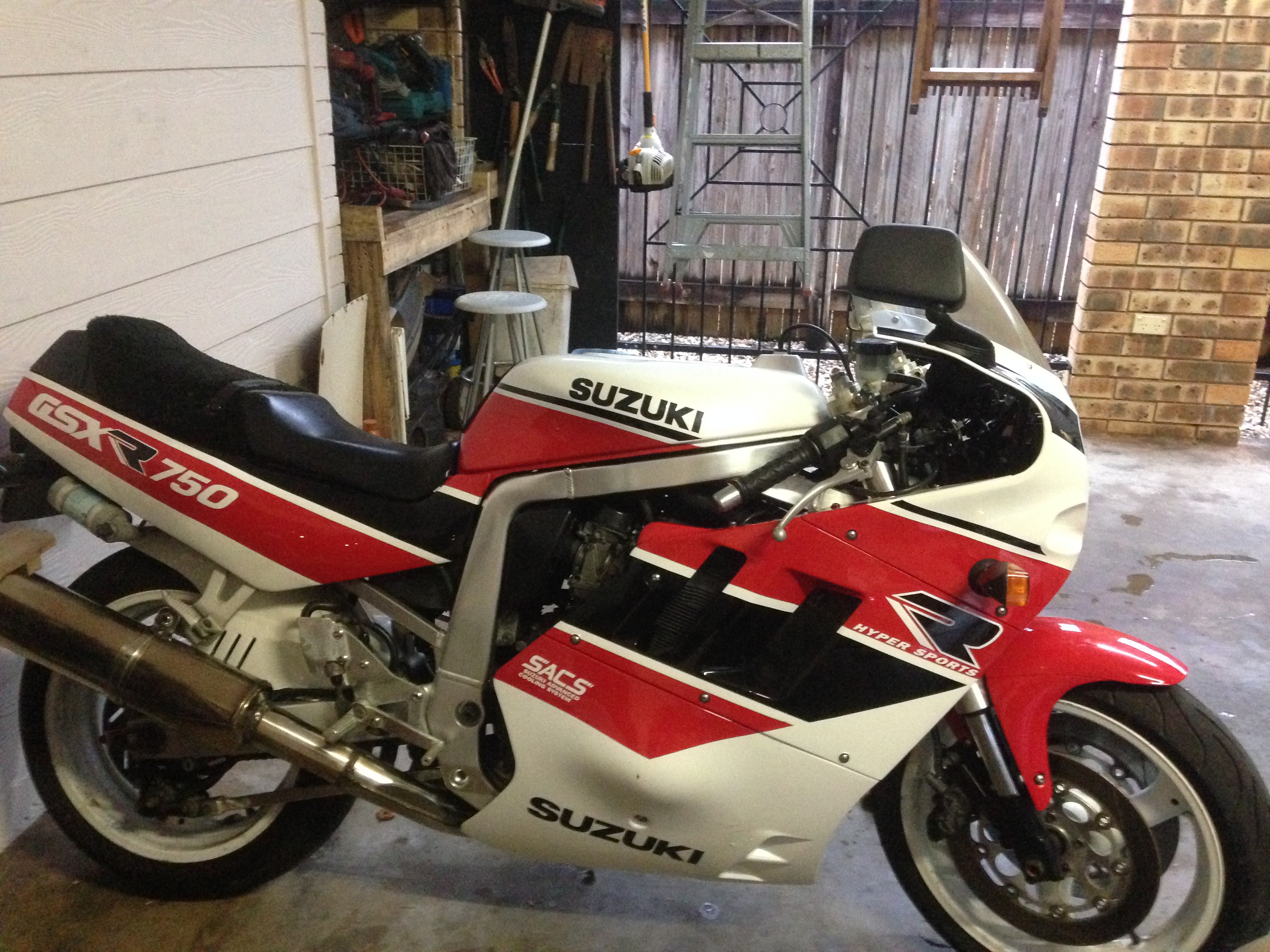 Gsxr 750 90 sale