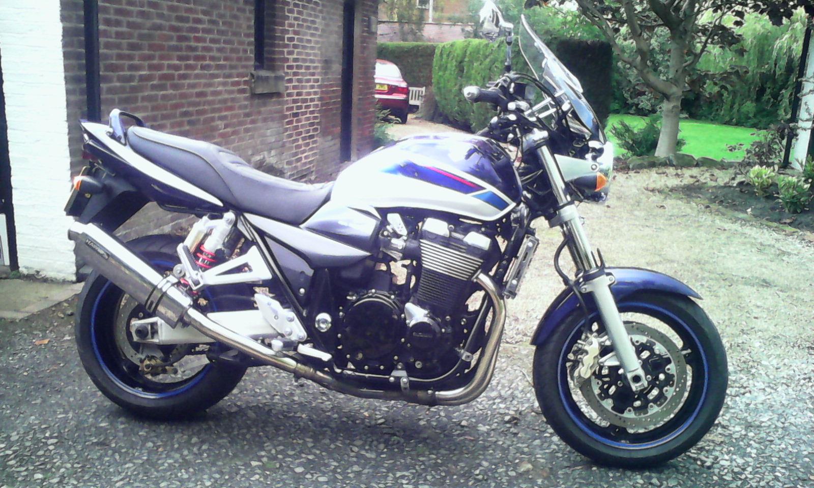 РЎСѓР·СѓРєРё GSX 1400