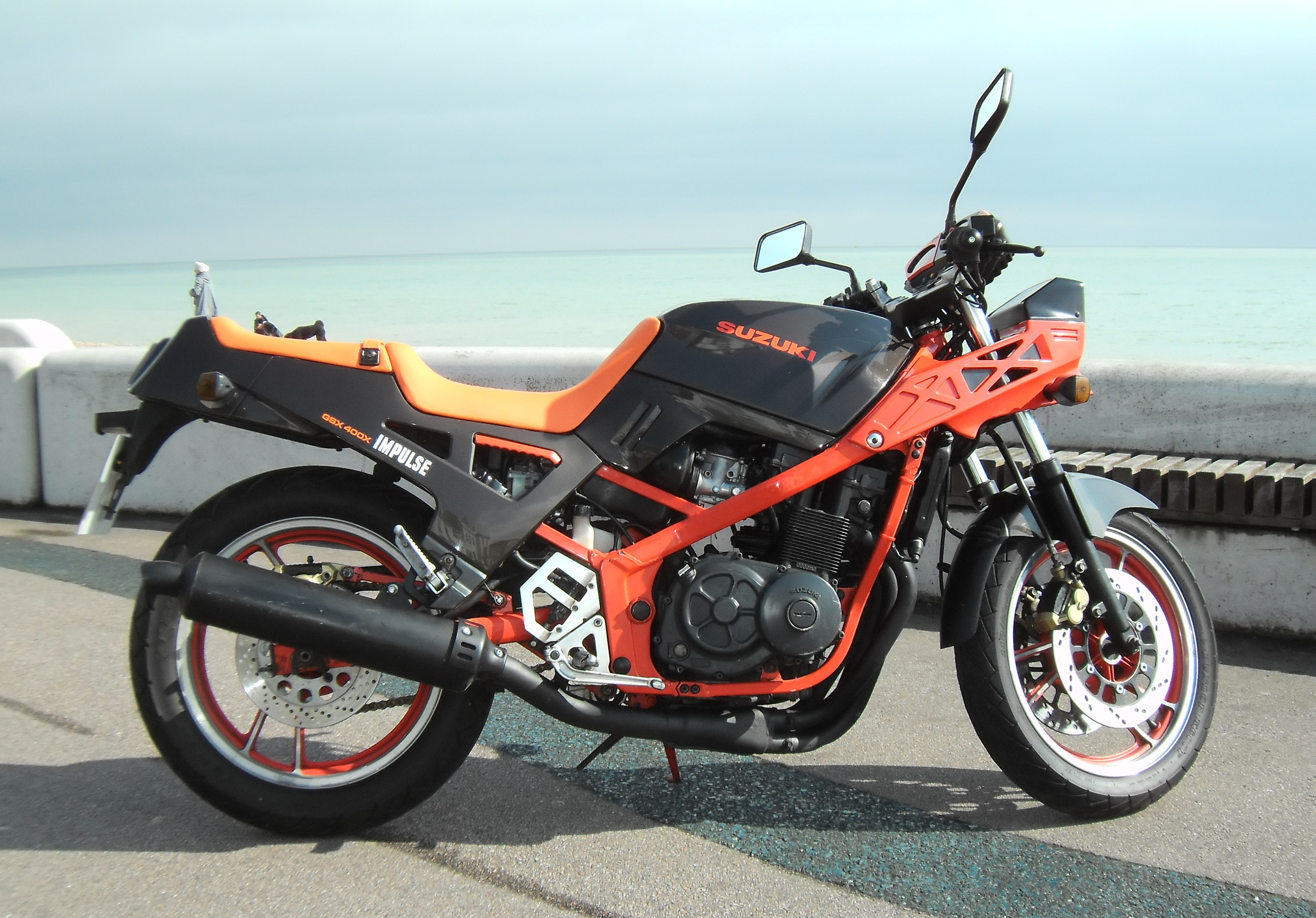 Suzuki 2025 gsx 400cc